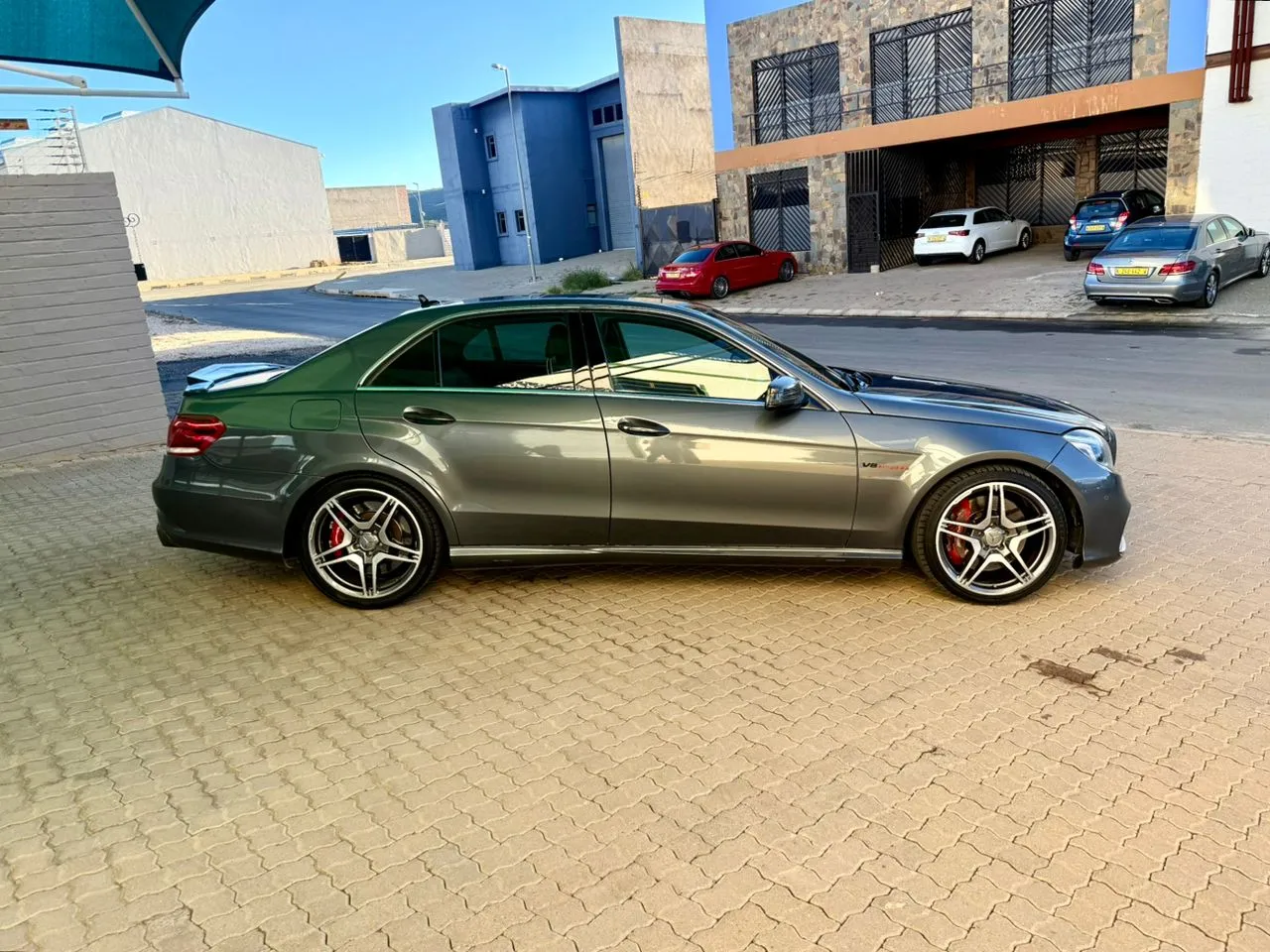 Mercedes-Benz E63 S AMG 2013 For Sale thumbnail 4