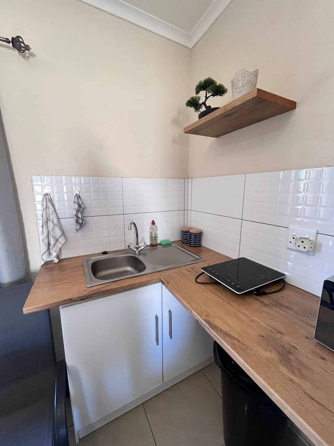 Davey's Self Catering Accommodation thumbnail 5